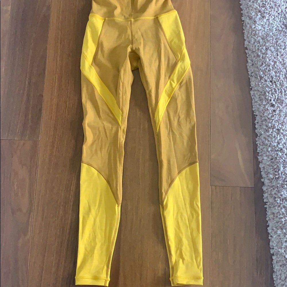 Lulu lemon leggings: thin n breathable n high rise